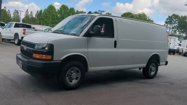 New 2025 Chevrolet Express 2500 Empty Cargo Van - photo 4