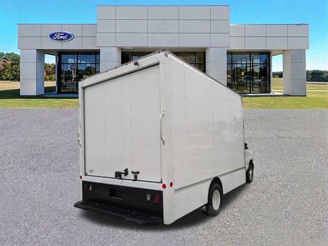 New 2024 Ford E-450 - photo 2
