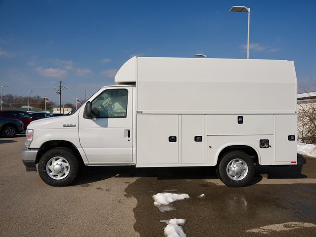 New 2025 Ford E-350 Cutaway - photo 4