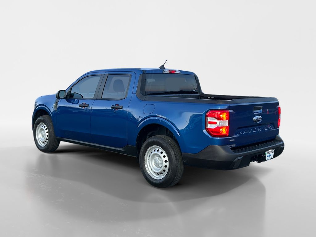 Used 2024 Ford Maverick - photo 2