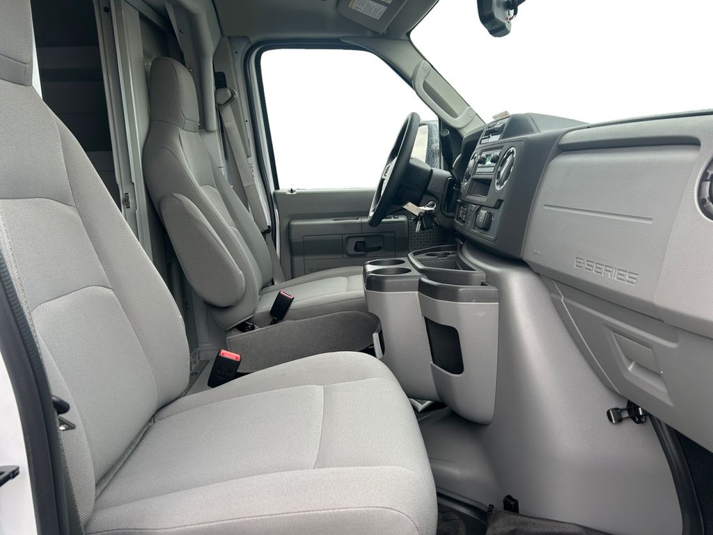 New 2025 Ford E-350 Cutaway - photo 15
