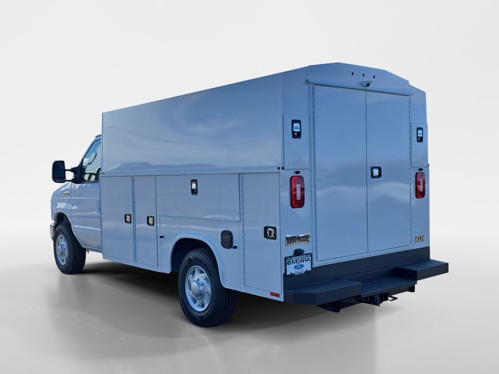 New 2026 Ford E-350 Cutaway - photo 3
