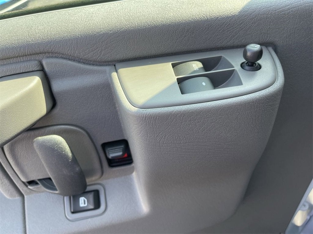 New 2025 Chevrolet Express 2500 Empty Cargo Van - photo 8