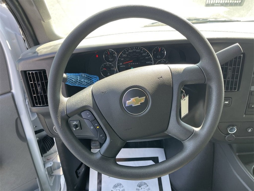 New 2025 Chevrolet Express 2500 Empty Cargo Van - photo 9