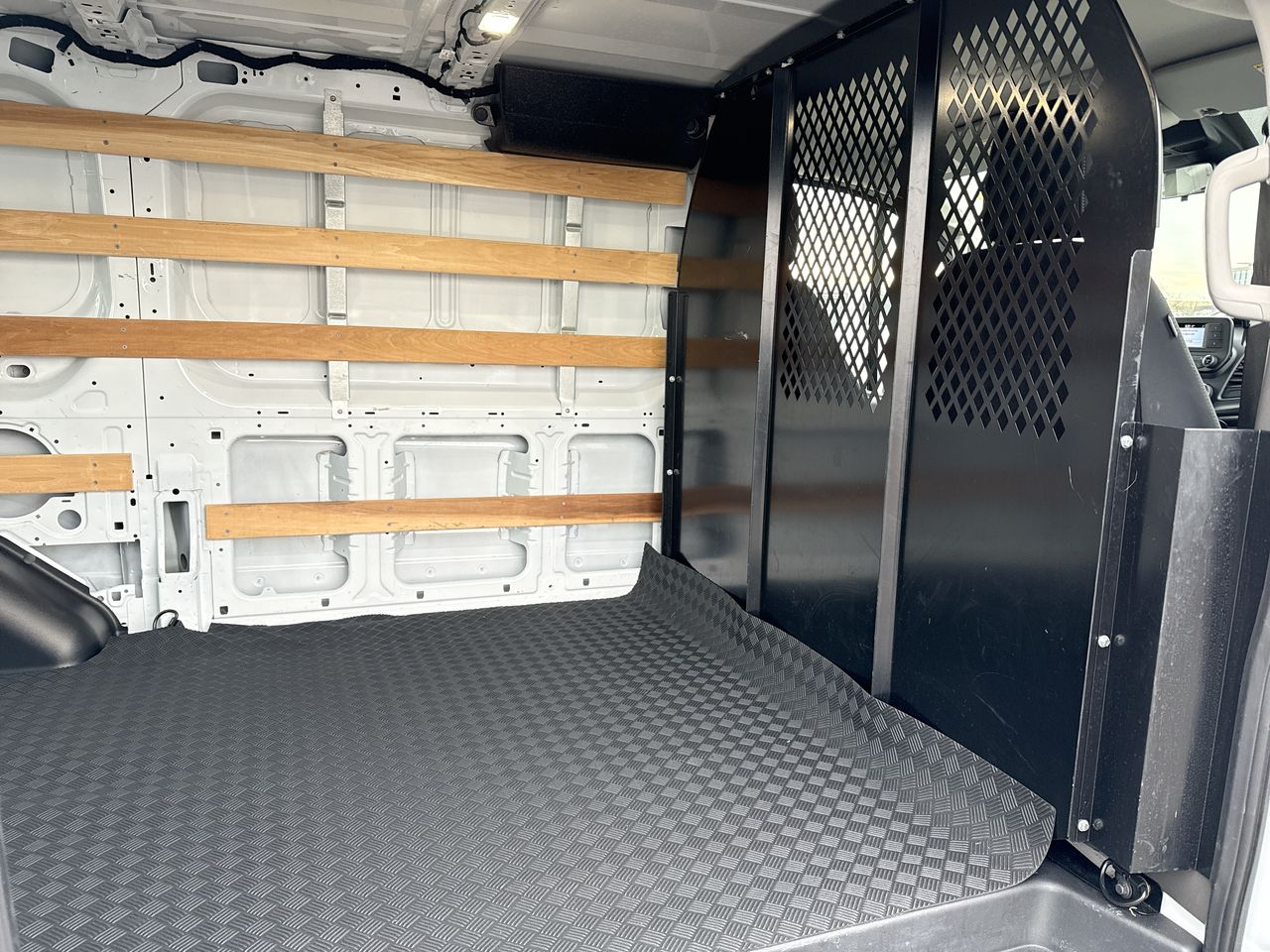 Used 2024 Ford Transit 250 Low Roof Empty Cargo Van - photo 20