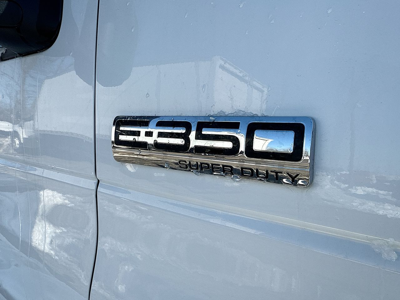 Used 2022 Ford E-350 Cutaway - photo 7