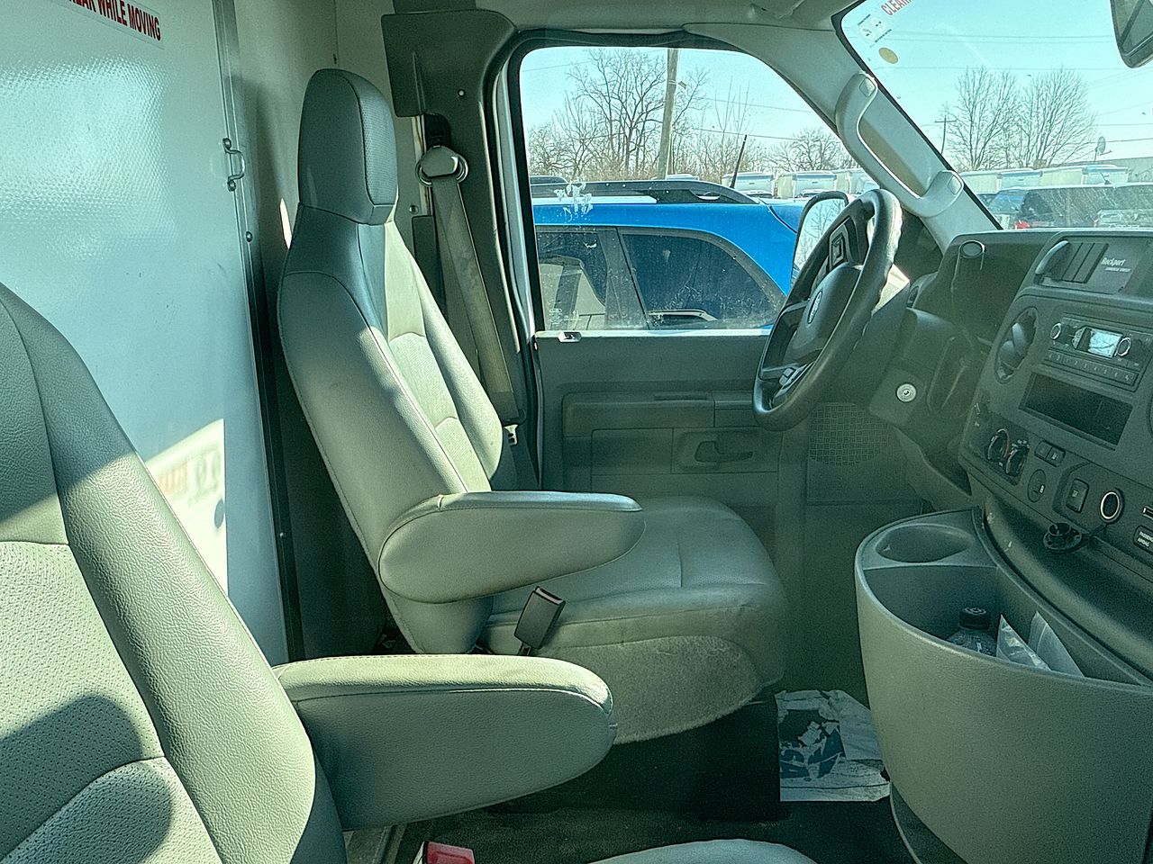 Used 2022 Ford E-350 Cutaway - photo 12