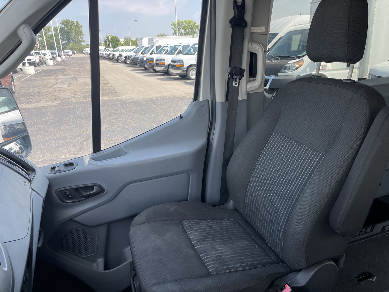 Used 2018 Ford Transit 350 XL Passenger Van - photo 18