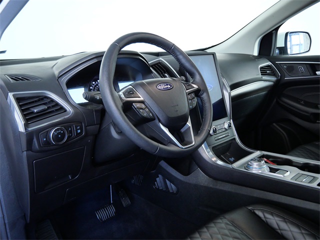 Used 2024 Ford Edge Titanium - photo 14