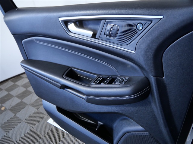Used 2024 Ford Edge Titanium - photo 23