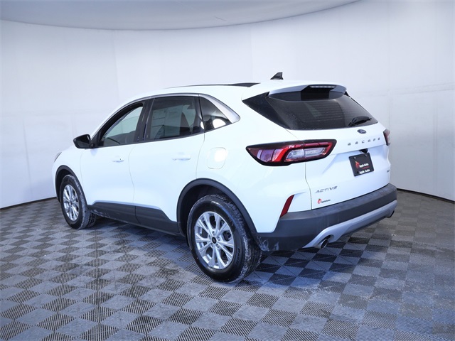 Used 2023 Ford Escape - photo 1