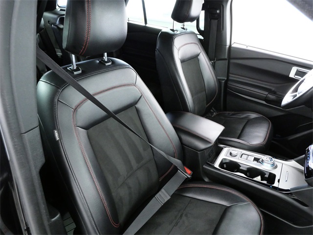 Used 2023 Ford Explorer ST-Line - photo 10