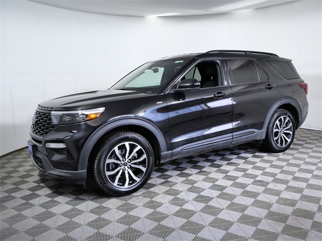 Used 2023 Ford Explorer ST-Line - photo 4