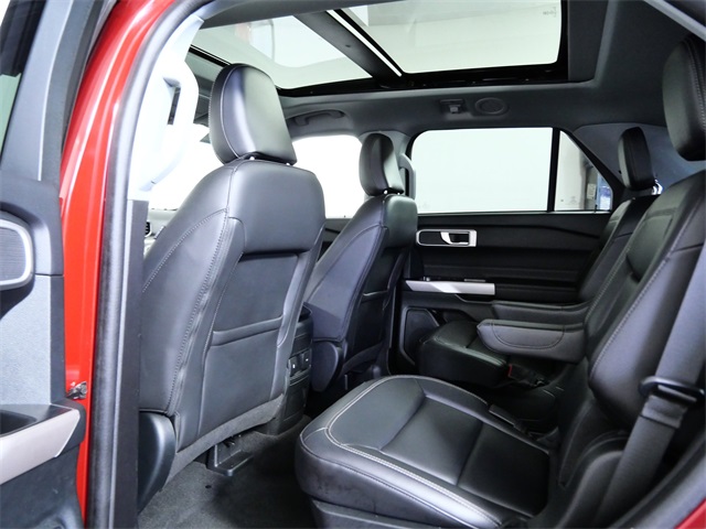 Used 2023 Ford Explorer XLT - photo 12