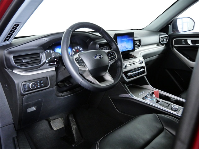 Used 2023 Ford Explorer XLT - photo 14