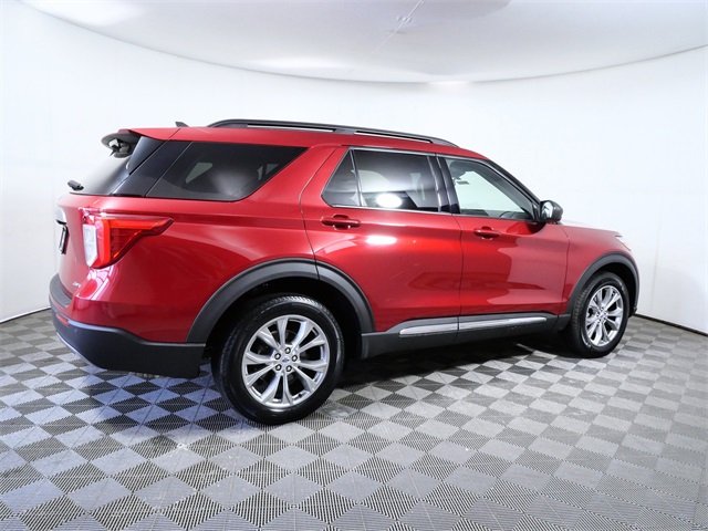 Used 2023 Ford Explorer XLT - photo 7