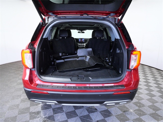 Used 2023 Ford Explorer XLT - photo 8