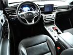 Used 2023 Ford Explorer XLT thumbnail 3