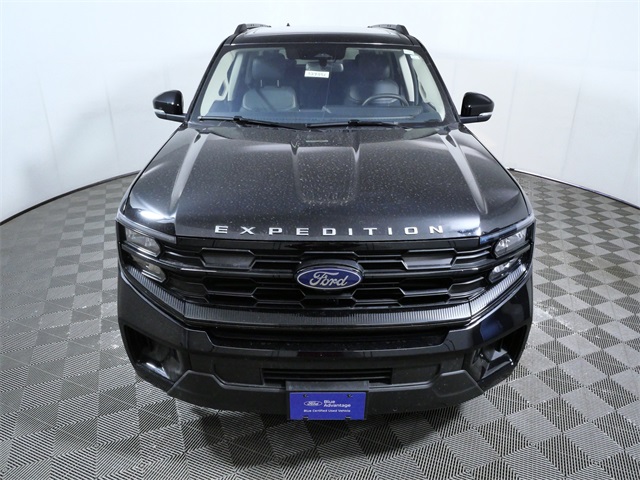 Used 2025 Ford Expedition MAX - photo 2