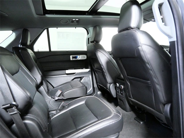 Used 2023 Ford Explorer Limited - photo 11