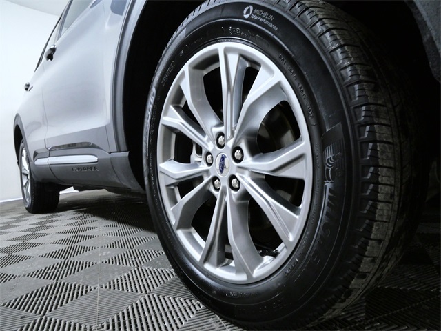 Used 2023 Ford Explorer - photo 1