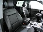 Used 2023 Ford Explorer Limited thumbnail 9
