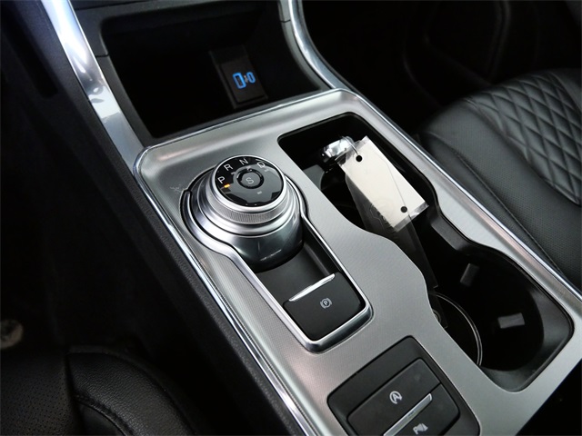 Used 2024 Ford Edge Titanium - photo 17