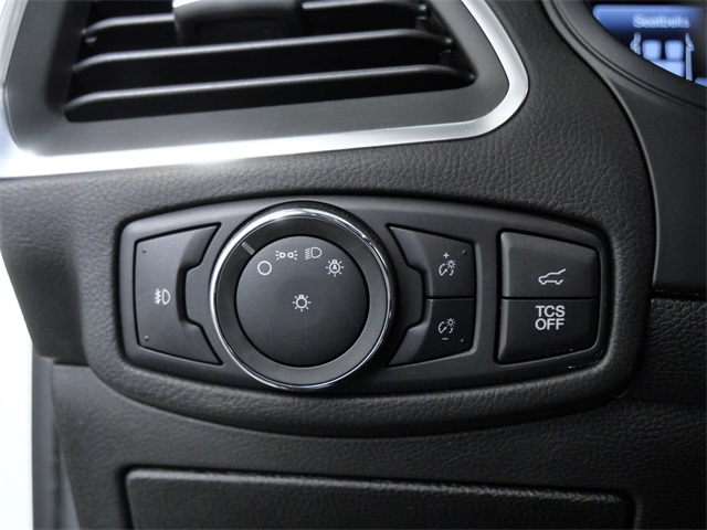 Used 2023 Ford Edge Titanium - photo 21