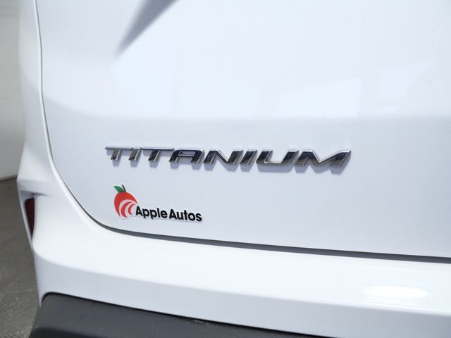 Used 2023 Ford Edge Titanium - photo 8
