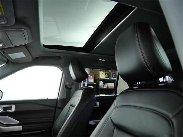 Used 2024 Ford Explorer Limited - photo 17