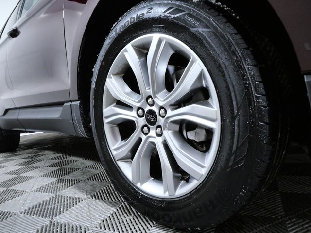 Used 2024 Ford Edge - photo 2