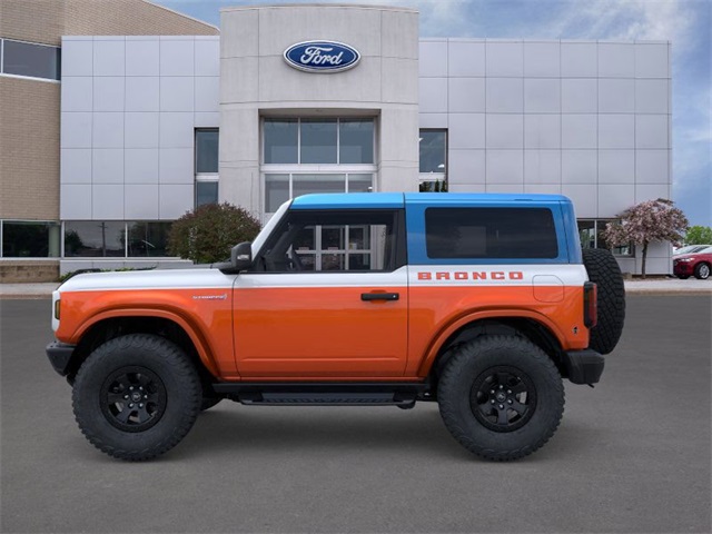 New 2025 Ford Bronco - photo 3