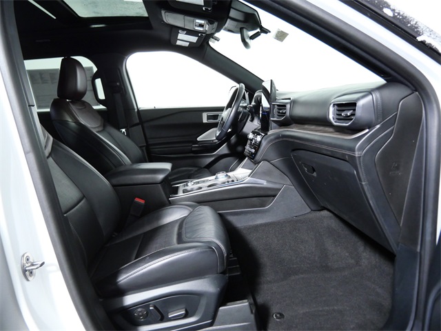 Used 2021 Ford Explorer Platinum - photo 9
