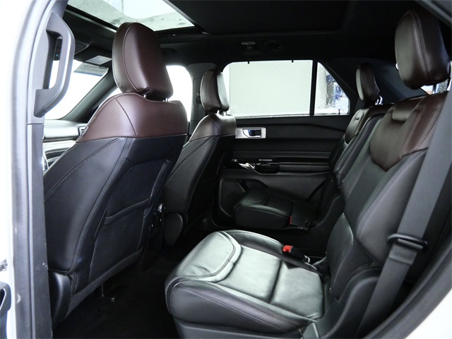 Used 2021 Ford Explorer Platinum - photo 12