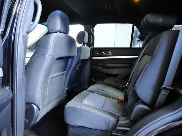 Used 2017 Ford Explorer XLT - photo 12