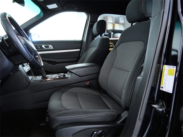 Used 2017 Ford Explorer XLT - photo 16