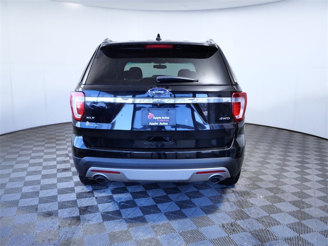Used 2017 Ford Explorer XLT - photo 6