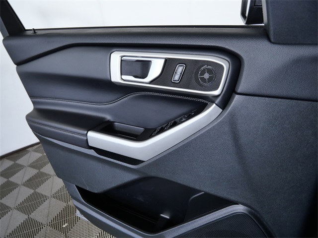 Used 2023 Ford Explorer XLT - photo 24