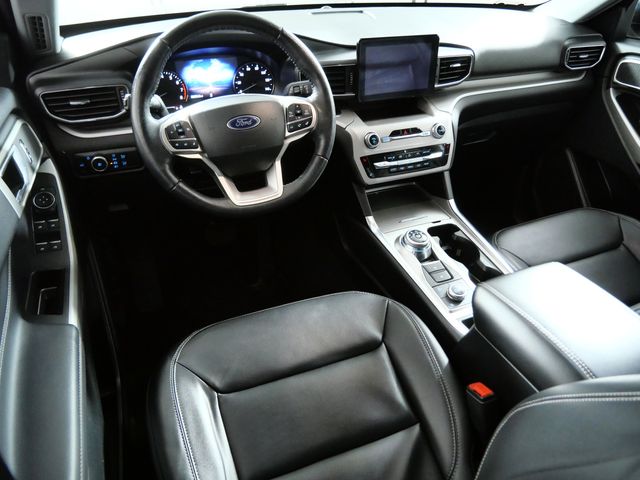 Used 2023 Ford Explorer XLT - photo 4