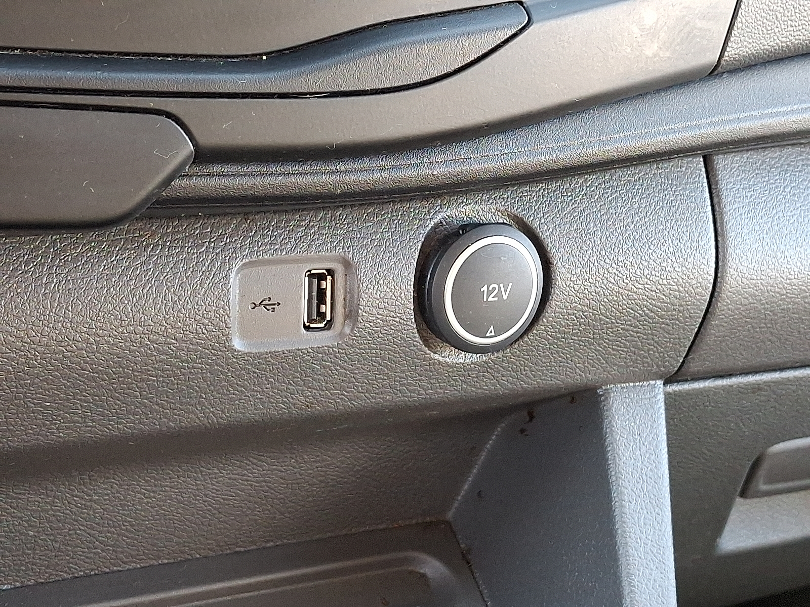 Used 2022 Ford Transit 250 Low Roof Empty Cargo Van - photo 21