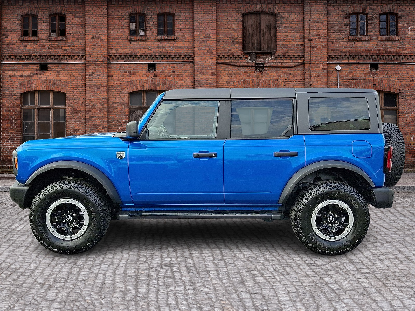 Used 2023 Ford Bronco Big Bend - photo 7
