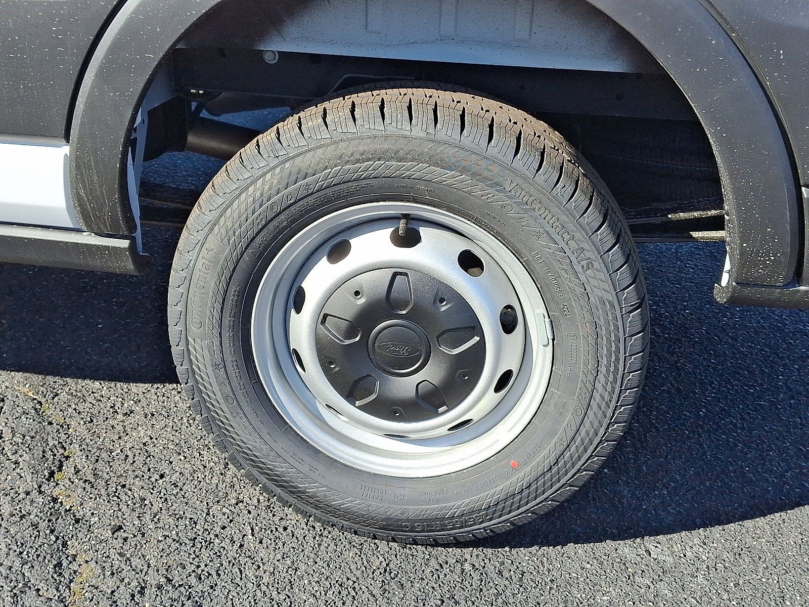 New 2025 Ford Transit 250 Low Roof Empty Cargo Van - photo 5