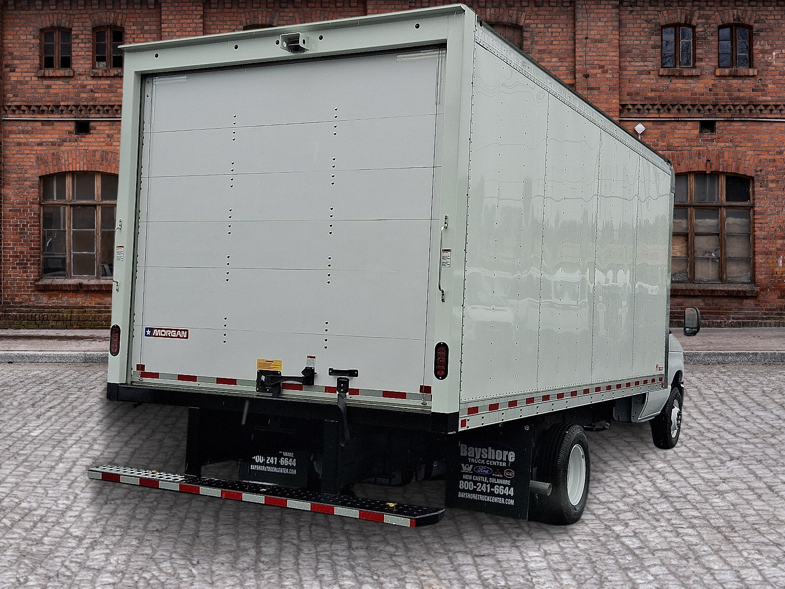 New 1996 Ford E-450 Cutaway - photo 3