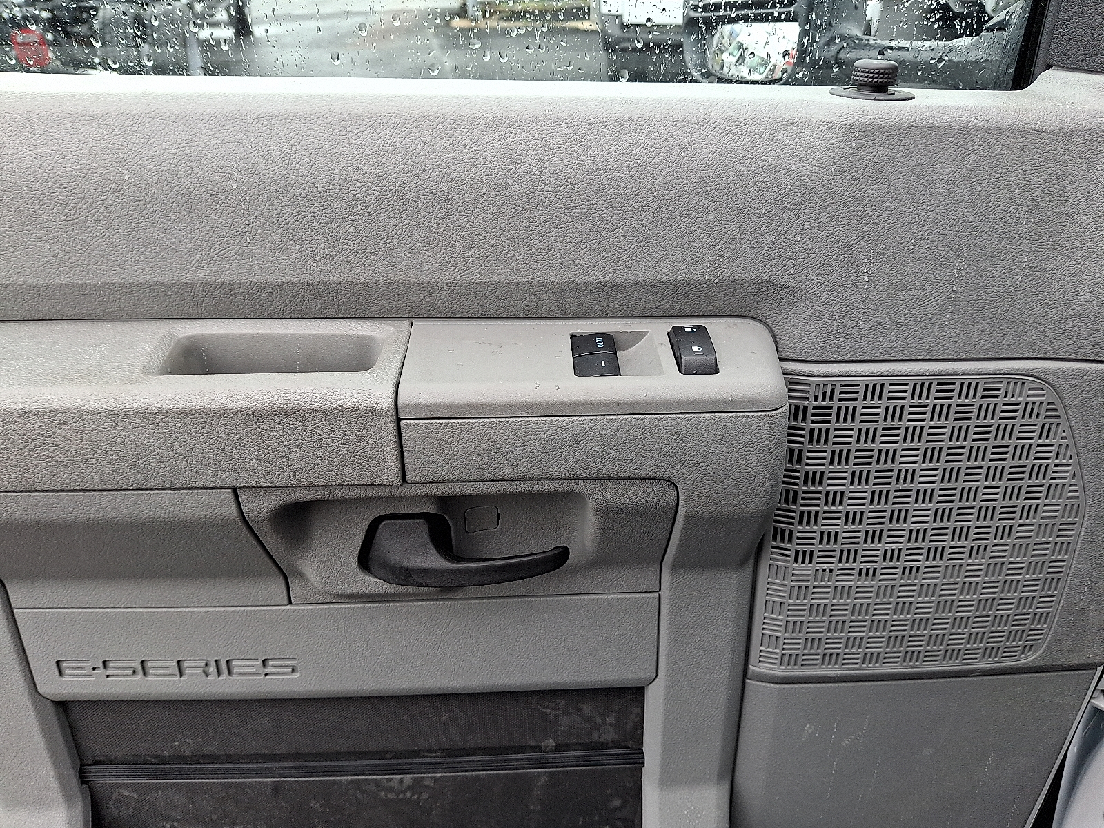 New 1996 Ford E-450 Cutaway - photo 7