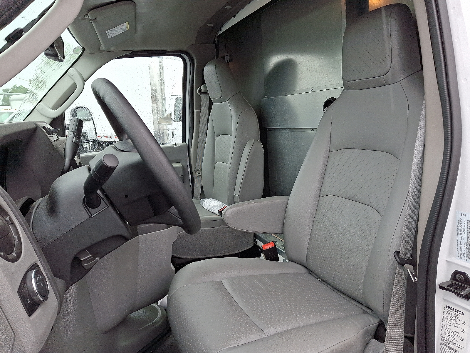 New 1996 Ford E-450 Cutaway - photo 8