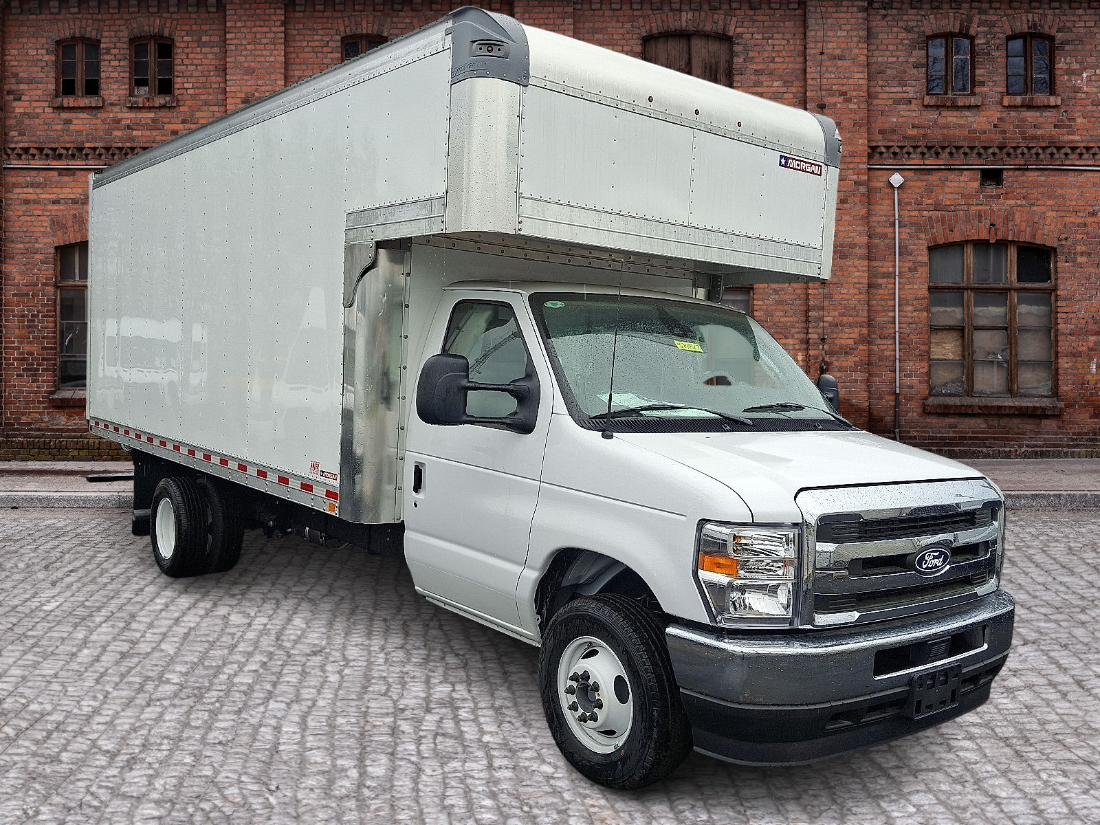 New 1996 Ford E-450 - photo 2
