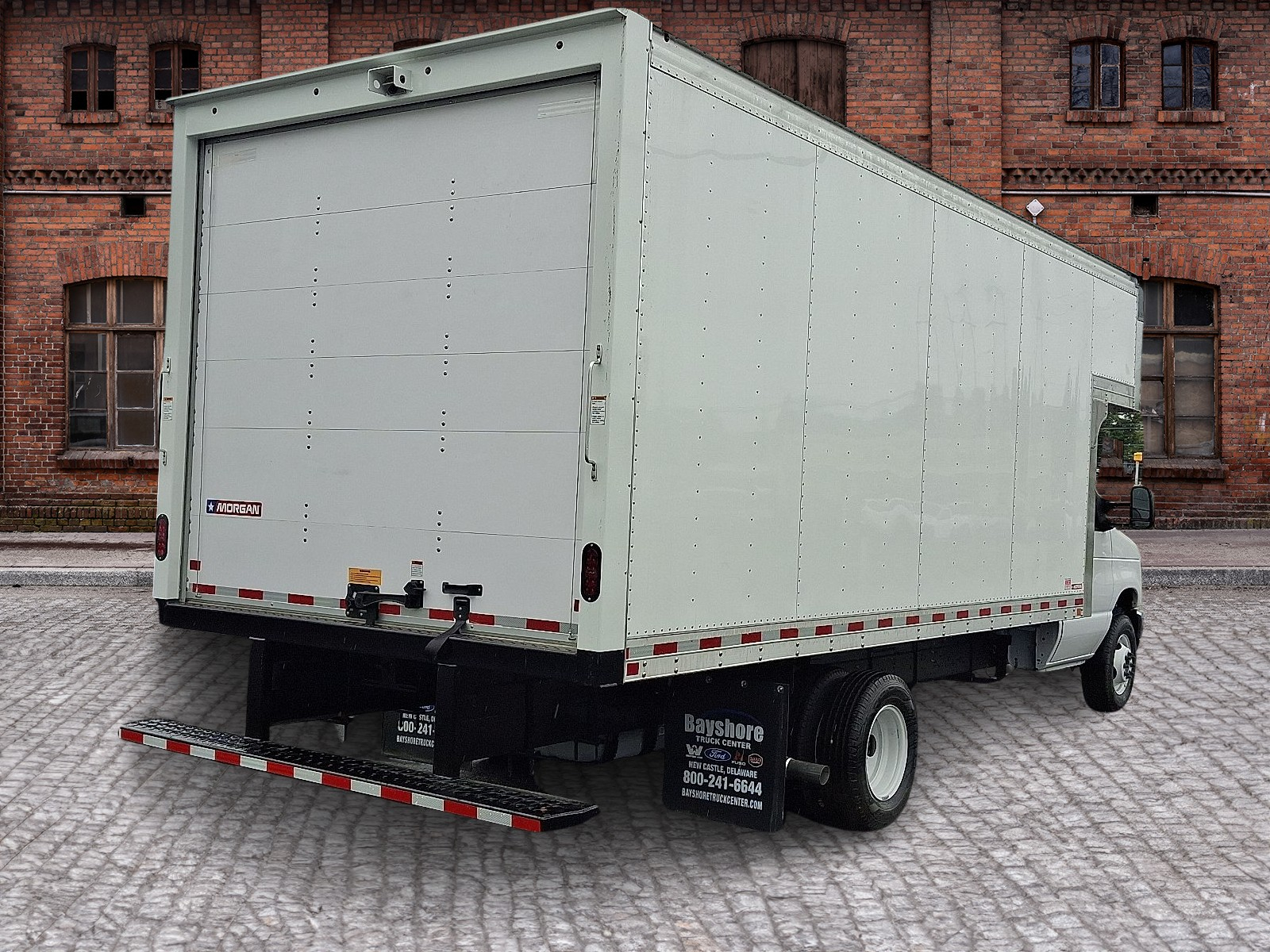 New 1996 Ford E-450 Cutaway - photo 3