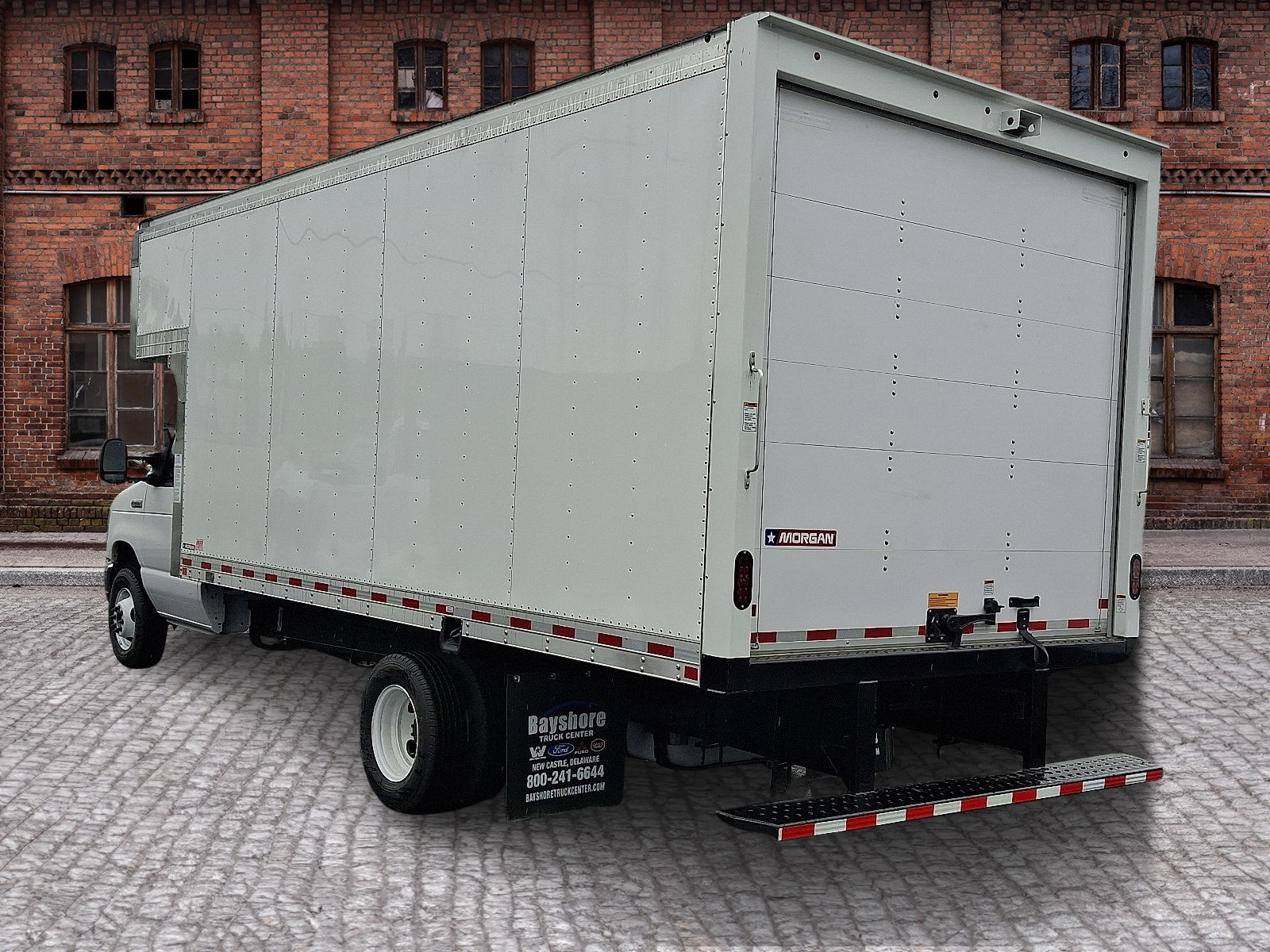 New 1996 Ford E-450 Cutaway - photo 4