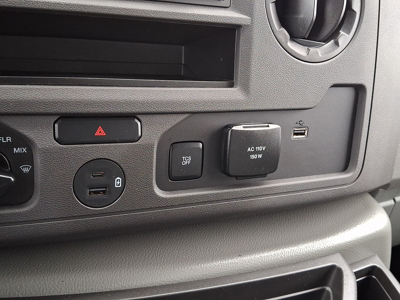 New 1996 Ford E-450 Cutaway - photo 14
