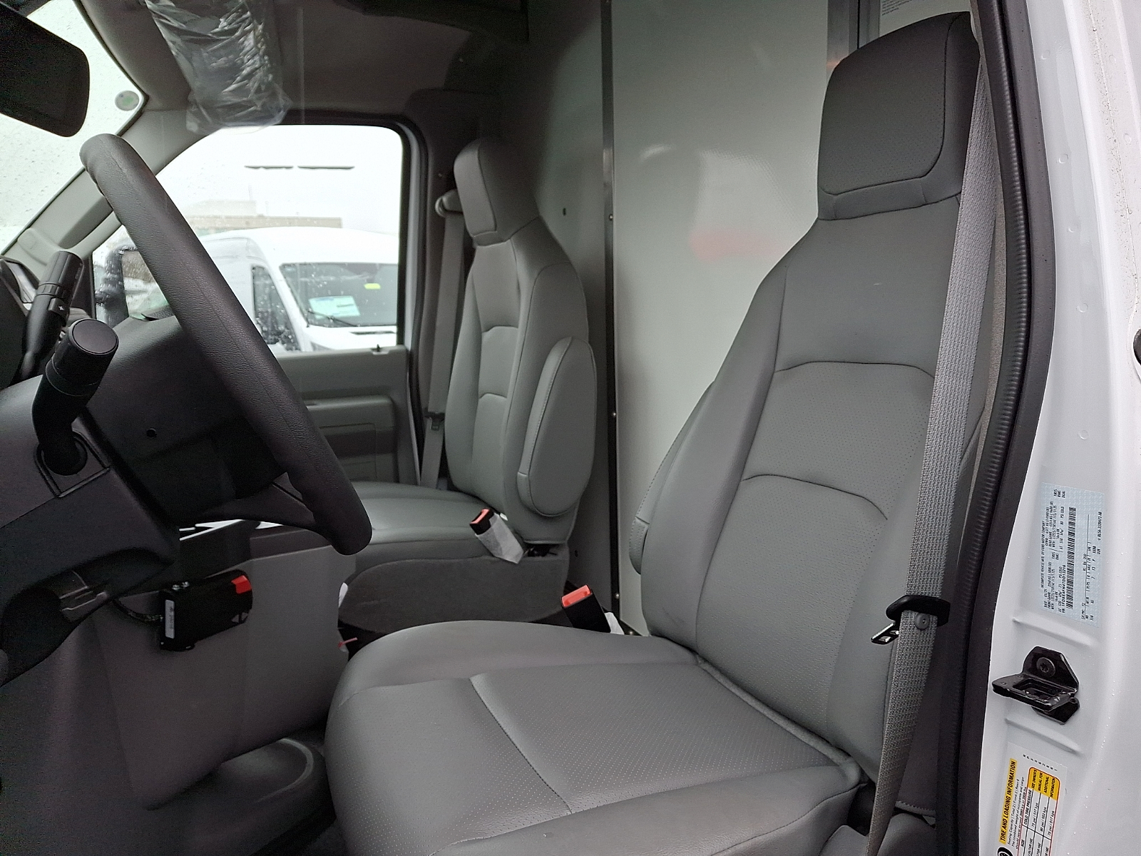 New 1996 Ford E-450 Cutaway - photo 8